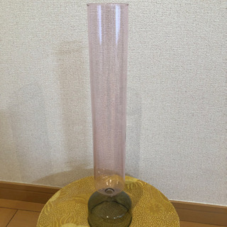 長い花瓶　ピンク　グレー