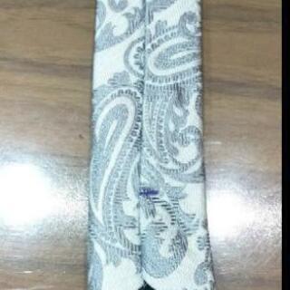 BURBERRY ネクタイの画像