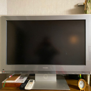 無料【ジャンク品】TOSHIBA 37インチテレビ