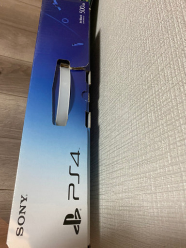 【値下げ】PS4 本体(500GB) 付属品一式＋コントローラー予備、充電スタンド付