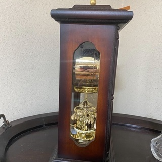 5/4まで　アンティーク　四角い置き時計の画像