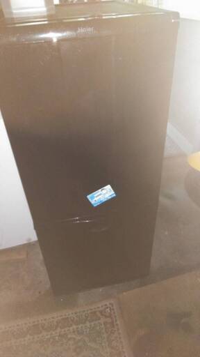 電気冷蔵庫　　　３千円 　140L　２０１３式