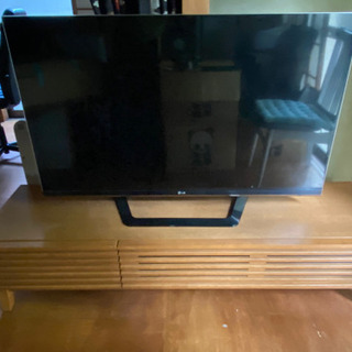 【交渉中】47インチ LGテレビ と テレビ台