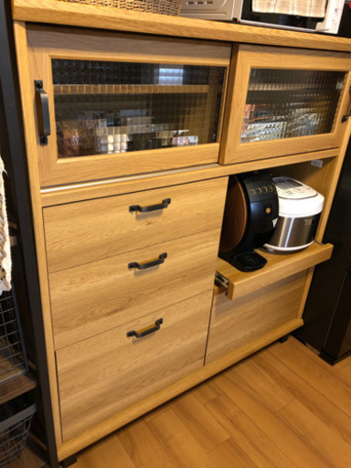食器棚　お取り引き中‼️