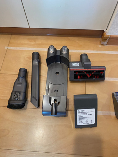 ダイソンsv09変えのバッテリー新品付き