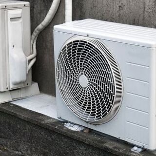 エアコン工事☆★未経験可☆★【月収100万？！】夏の繁忙期に向けて、職人大募集！！！お問い合わせだけでも可能。お待ちしておりますの画像
