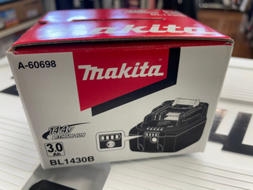 マキタ　充電池　3.0ah 未使用