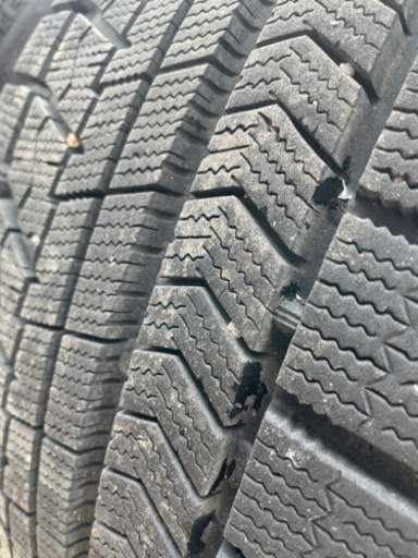 ブリヂストンスタッドレス　255/40R19 4本！