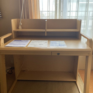 子供用学習机(アームランプ付き)