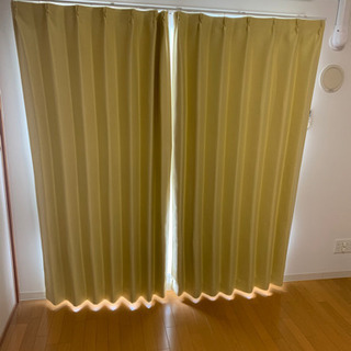 遮光カーテン　部屋が明るい雰囲気になる黄色