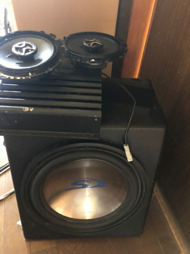 スピーカー　サブウーファー　アルパイン