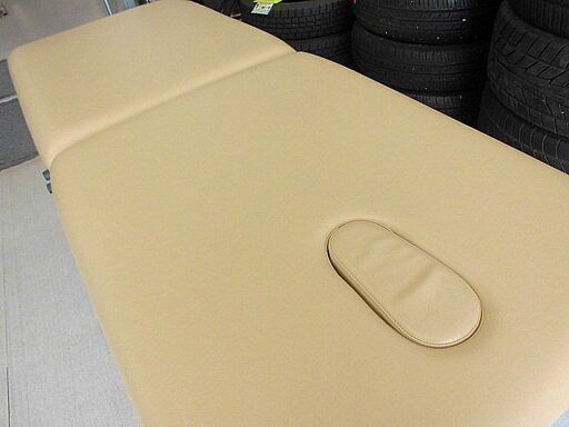 タカダベッド 木製ポータブル施術ベッド ローズ 長さ 約185ｃｍ アイボリー 中古 苫小牧西店