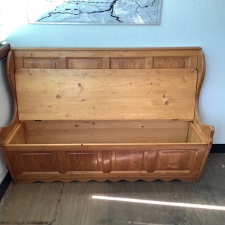 収納付きベンチの画像