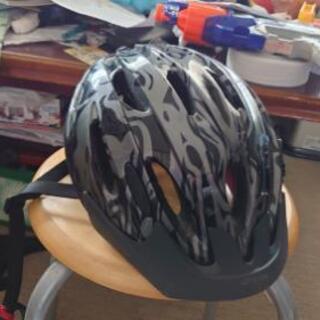 小学生４〜６年生用の自転車をヘルメット付きでの画像