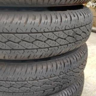 145R12  ダイハツ軽トラック用タイヤ、ホィールの画像