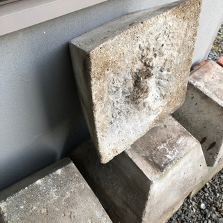 庭用　束石（基礎石）無償にてお譲りします。の画像