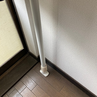 物干し　突っ張り　ポールの画像