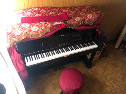 中古ピアノ　MIKIアコースティックピアノ