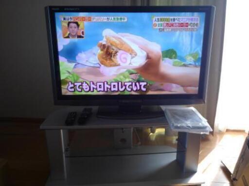 世界の亀山モデル　KITA TOSHIYUKIデザインのシャープAQUOS