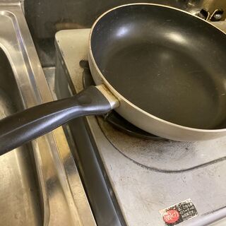 フライパン（ストーン加工？）（直径約26㎝）【無料】