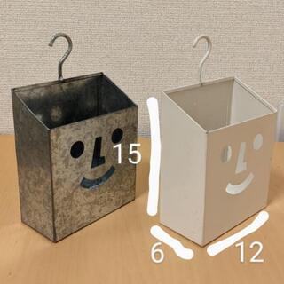 ブリキ　スチール　小物入れ　プランター　レター入れの画像