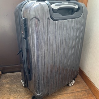 スーツケース　機内持ち込み　の画像