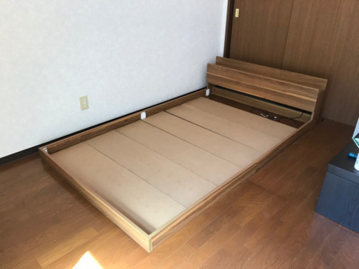 セミダブル　ロータイプベッド　フレームのみ