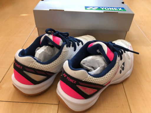 【中古】バドミントンシューズ（室内シューズ）