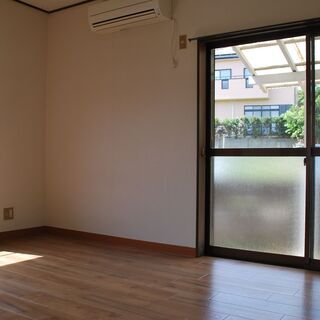 一戸建て貸家、２ＤＫ　駐車場付き - 不動産