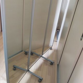 ダンス・ヨガ　大型全身三面鏡　全身ミラーの画像
