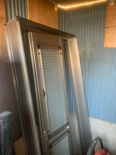 玄関網戸　　NICE winds DOOR。