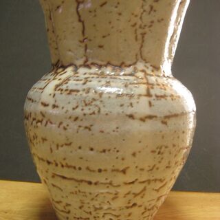 ひろ窯　藤井敬之・作　白釉志野焼花入　新品未使用の画像