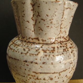 ひろ窯　藤井敬之・作　白釉志野焼花入　新品未使用の画像