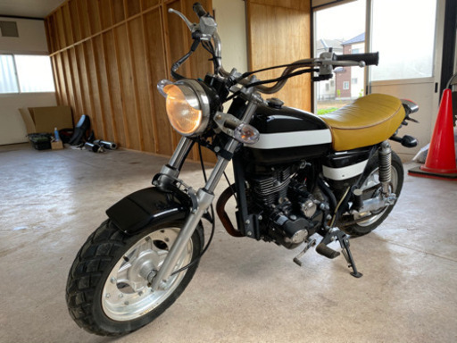 ホンダ　エイプ　車　バイク