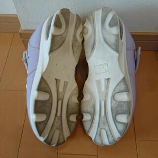 オシャレなスニーカー (厚底)の画像