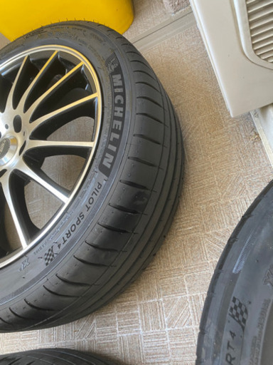 ホイール＆タイヤ　セレナCC25 ホイールロックナット付き