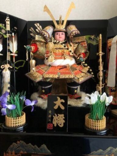 記念写真撮影に最適！　陣羽織付き五月大将人形　愛峰作