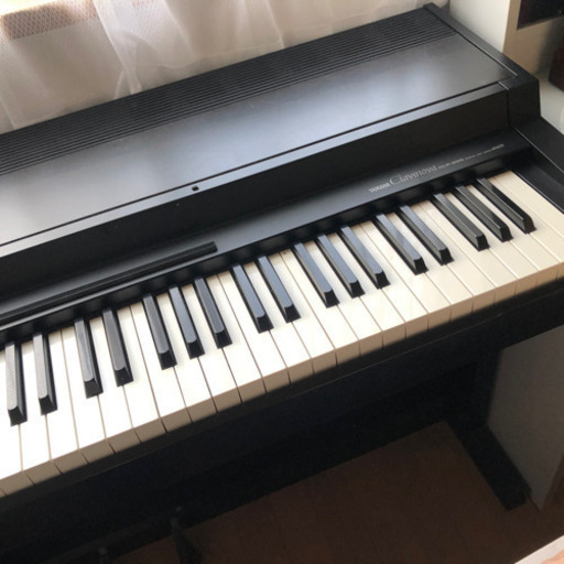 電子ピアノ YAMAHA Clavinova CLP-300(イスなし)