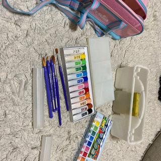絵の具セットの画像