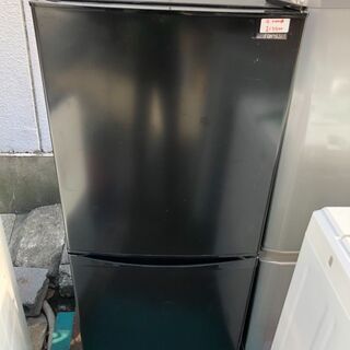 ☆中古 激安！！ 　Iris Ohyama アイリスオーヤマ  　2ドア　ノンフロン冷凍冷蔵庫　142L　IRSD-14A-B形　2020年製　幅50cm×奥行き55cm×高さ122cm　　【KBD113】　￥13500！！