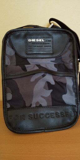 DIESEL迷彩バッグ