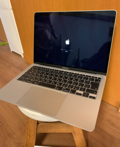 2020 MacBook Air i3 256GB Retina, 13インチ　ほぼ新品