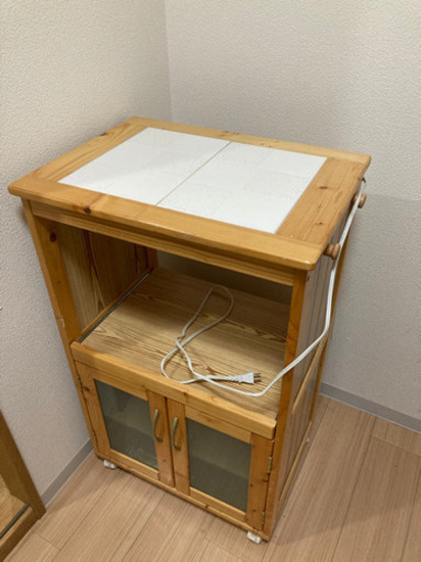 カフェボード　食器棚