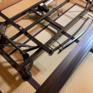 【シモンズ】リクライニングベッド電動昇降式の画像