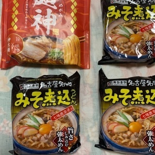 インスタントラーメンとうどん