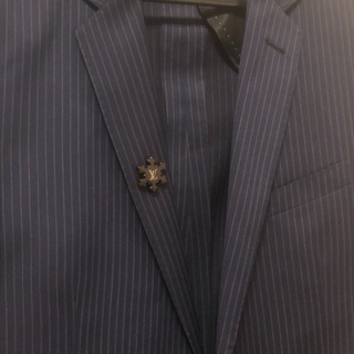 ルイヴィトン  ピンバッジの画像