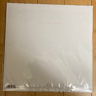 One Last Kiss (完全生産限定盤) 【アナログ盤】(ジャケットビジュアルステッカー)の画像