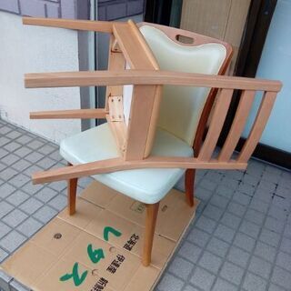 木製ダイニングチェアー　2脚セットの画像