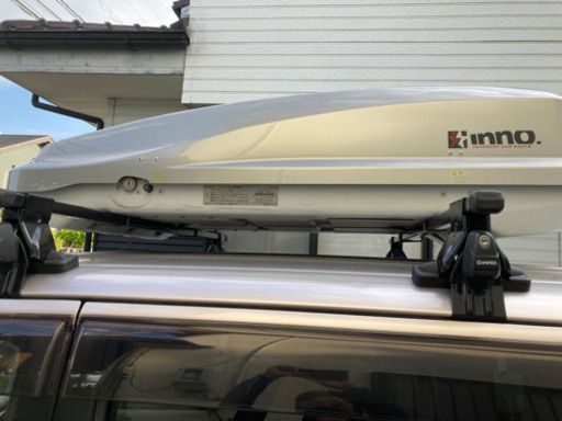 ルーフボックス