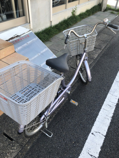 夫人車20 LB